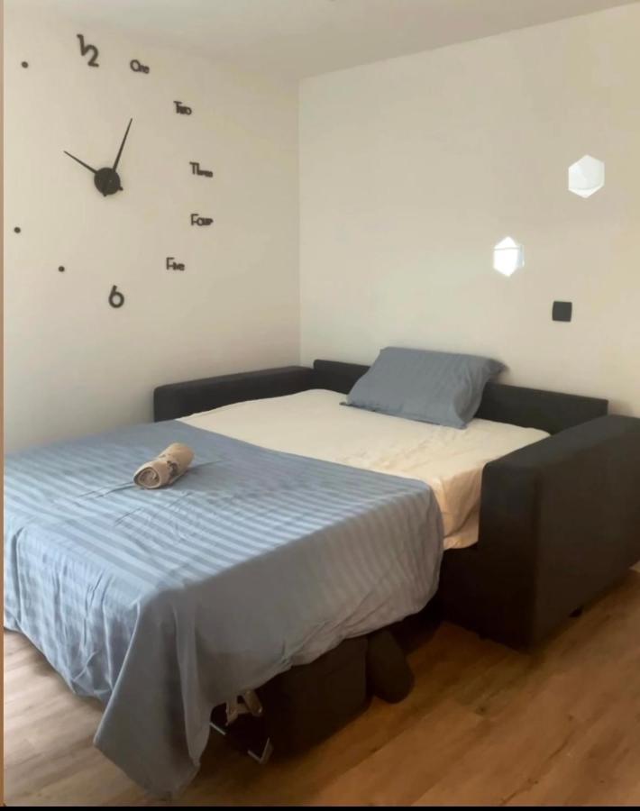 Apartments Nina โคเปร์ ภายนอก รูปภาพ